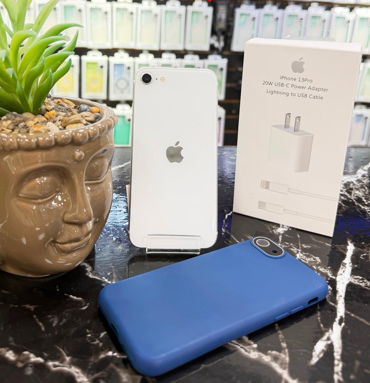 iPhone SE | 64 GB | Incluye Accesorios | 3 Meses de Garantía