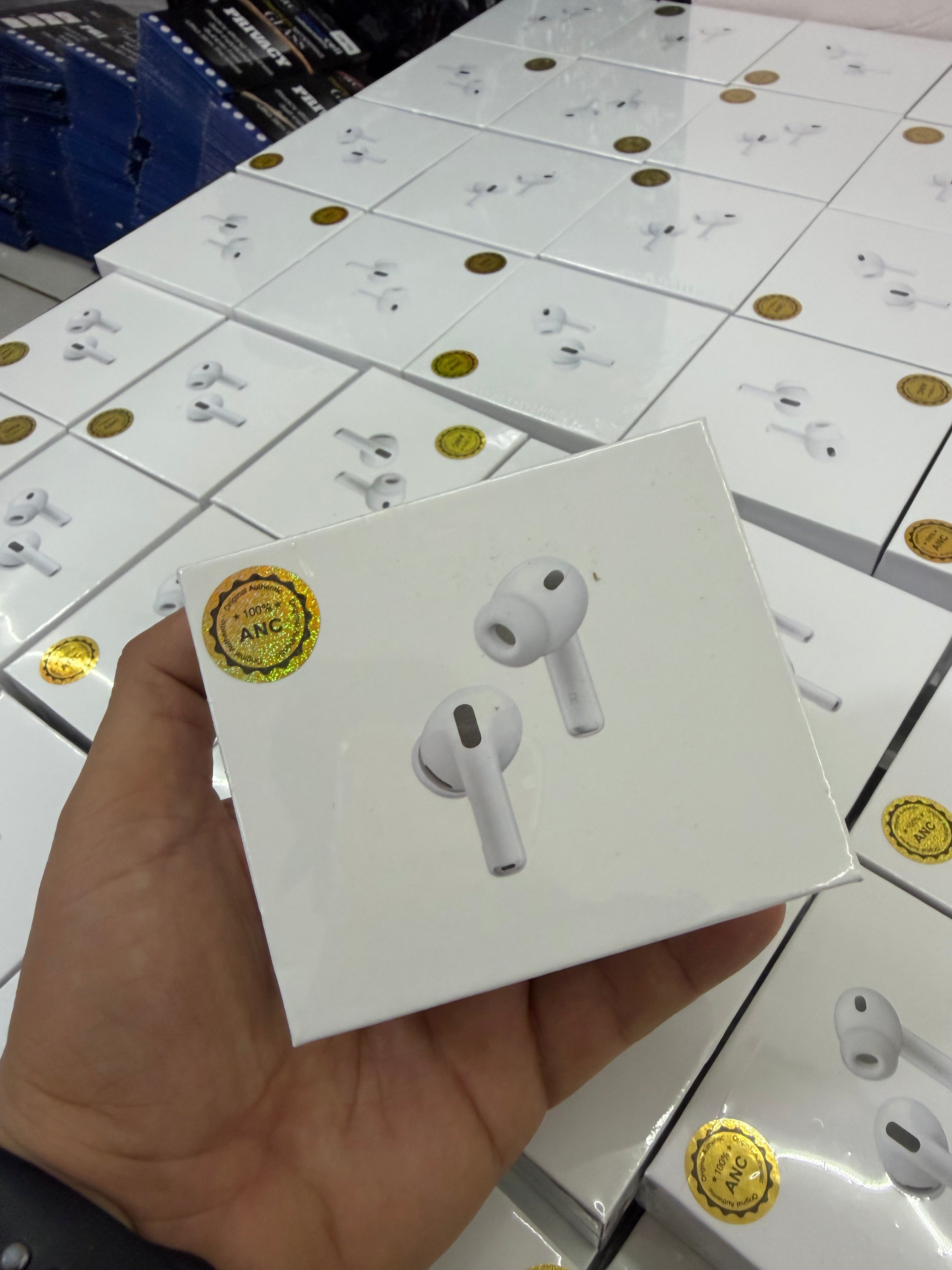 AirPods Pro 3 Inalámbricos | Cancelación de Ruido y Estuche de Carga